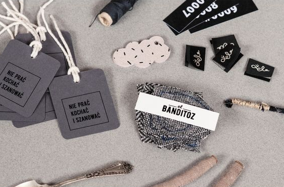In thẻ bài, hangtag, sticker đẹp In tag treo